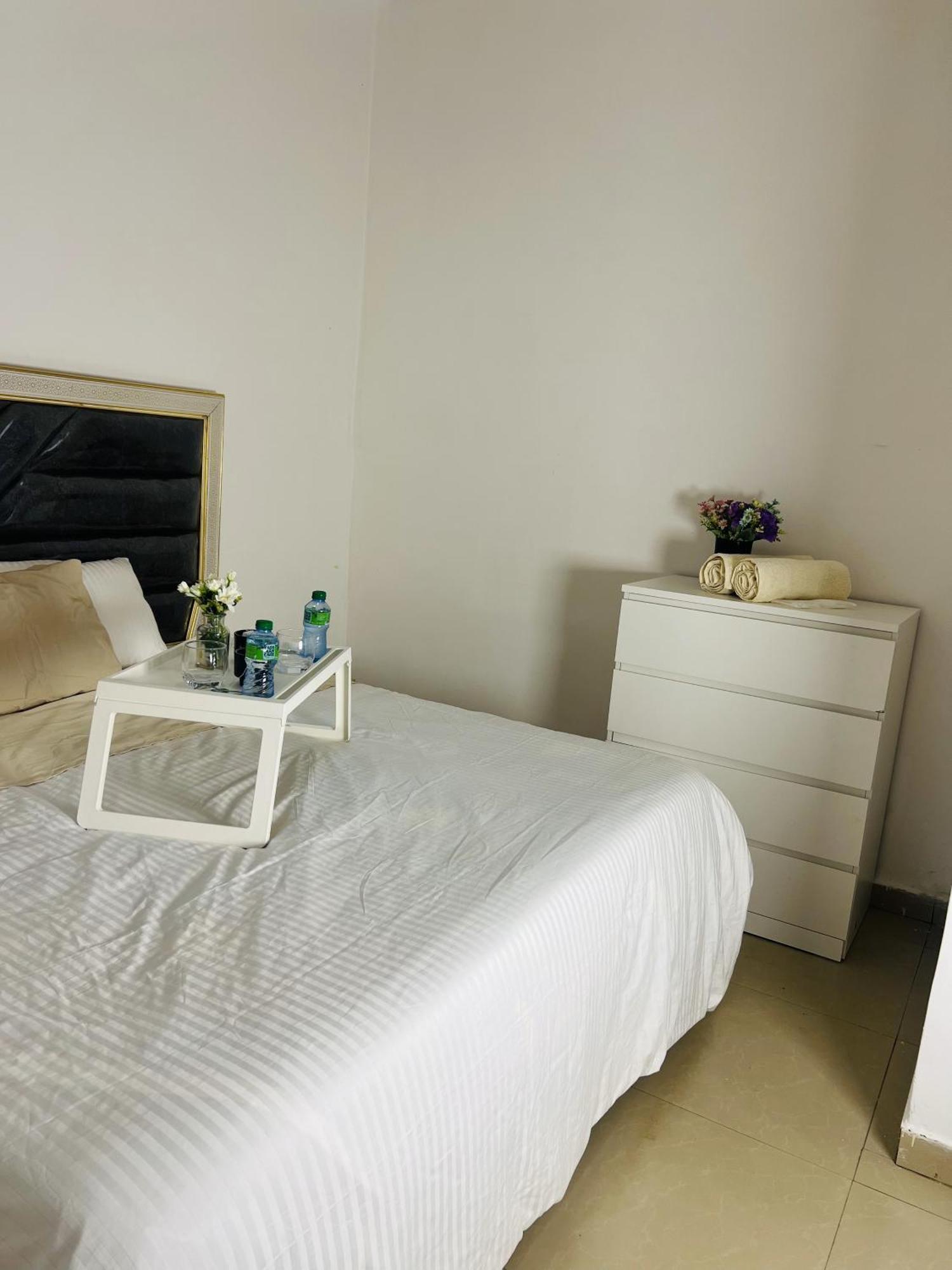 Appartement Cosy Logé à Ngor Alemadies